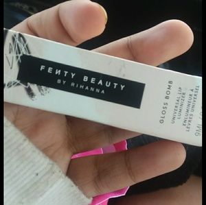 Fenty Lipgloss